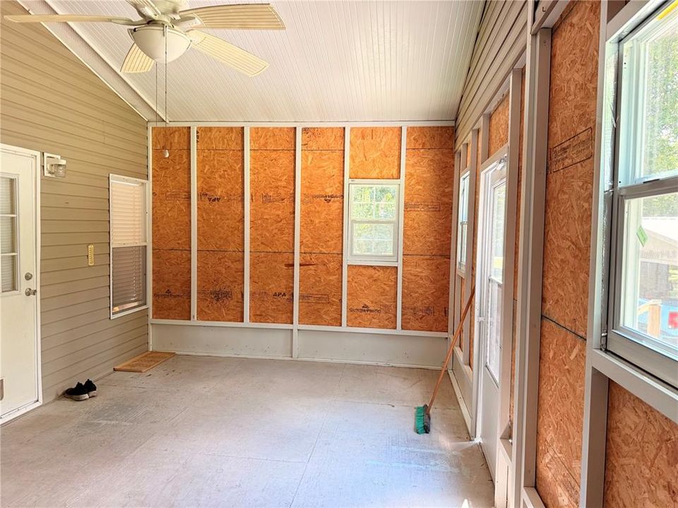 En Venta: $284,000 (2 camas, 2 baños, 1584 Pies cuadrados)