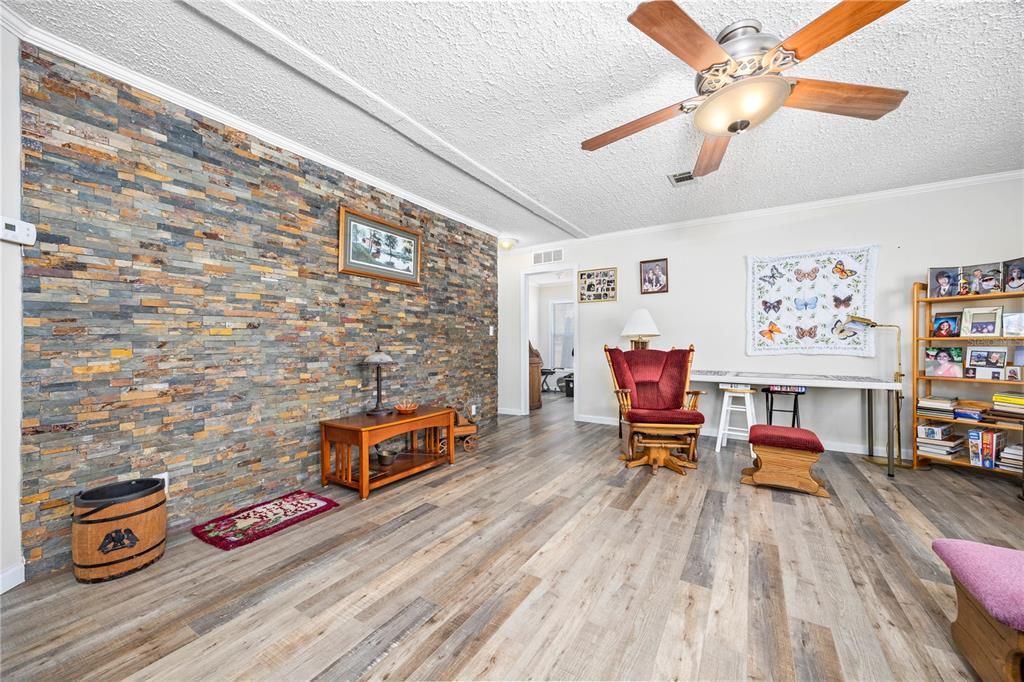 En Venta: $284,000 (2 camas, 2 baños, 1584 Pies cuadrados)