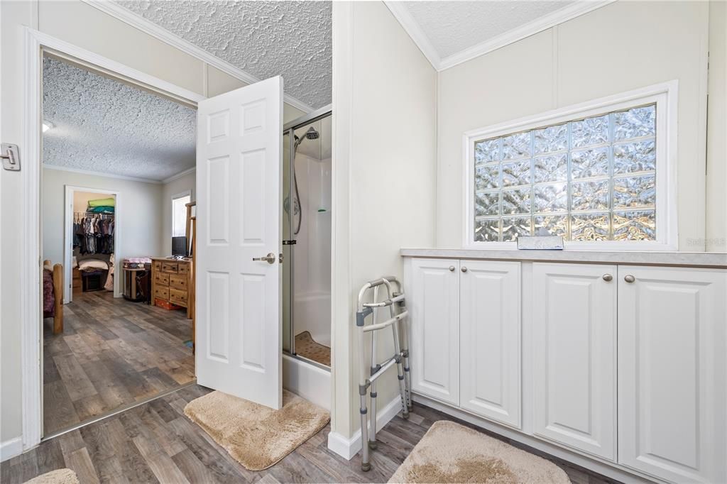 En Venta: $284,000 (2 camas, 2 baños, 1584 Pies cuadrados)