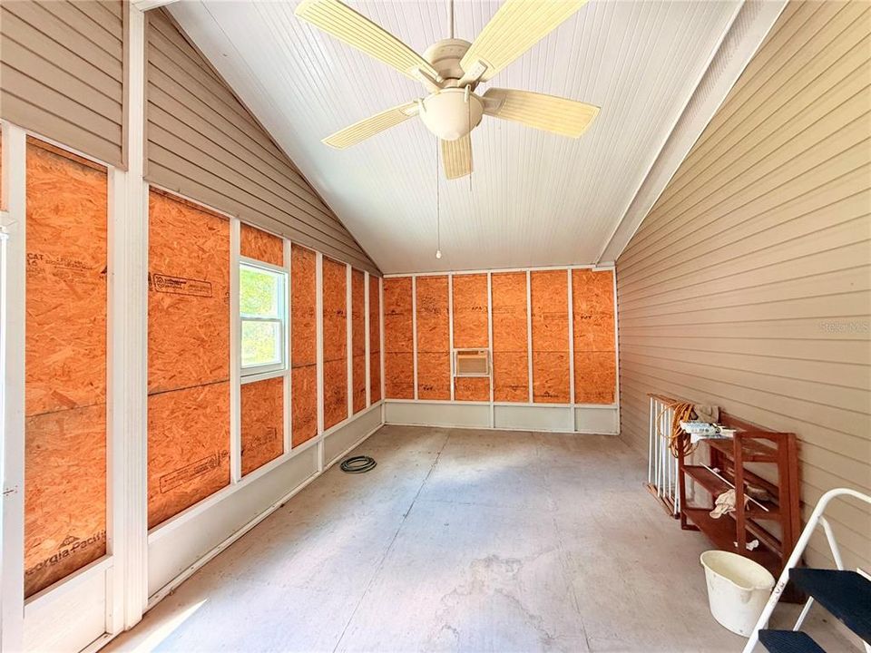 En Venta: $284,000 (2 camas, 2 baños, 1584 Pies cuadrados)