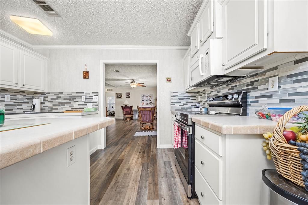 En Venta: $284,000 (2 camas, 2 baños, 1584 Pies cuadrados)