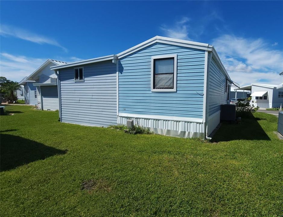 На продажу: $134,000 (1 спален, 2 ванн, 840 Квадратных фут)