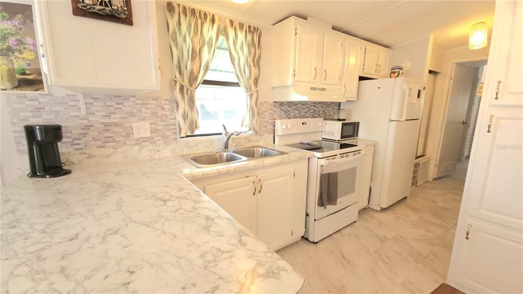 На продажу: $134,000 (1 спален, 2 ванн, 840 Квадратных фут)