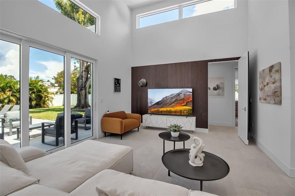 For Sale: $1,999,000 (4 beds, 3 baths, 2731 Square Feet)