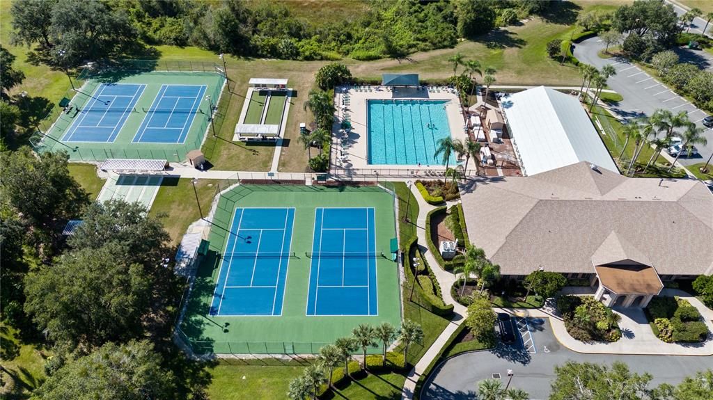 合同活跃: $320,000 (3 贝兹, 2 浴室, 2031 平方英尺)