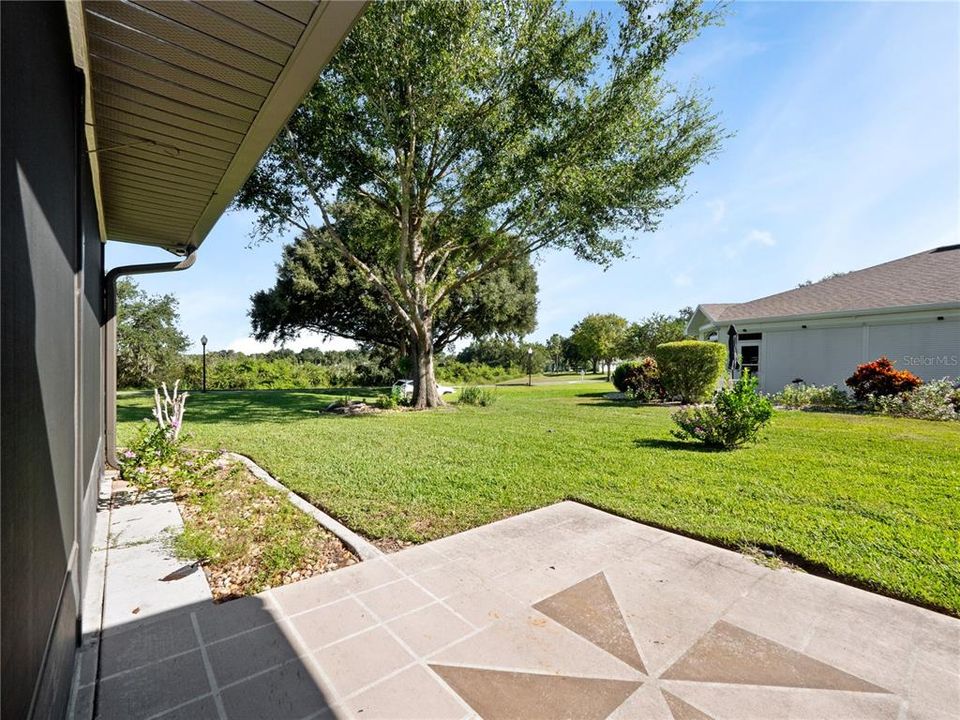 合同活跃: $320,000 (3 贝兹, 2 浴室, 2031 平方英尺)