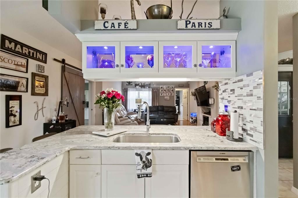 待售: $805,000 (3 贝兹, 3 浴室, 2536 平方英尺)