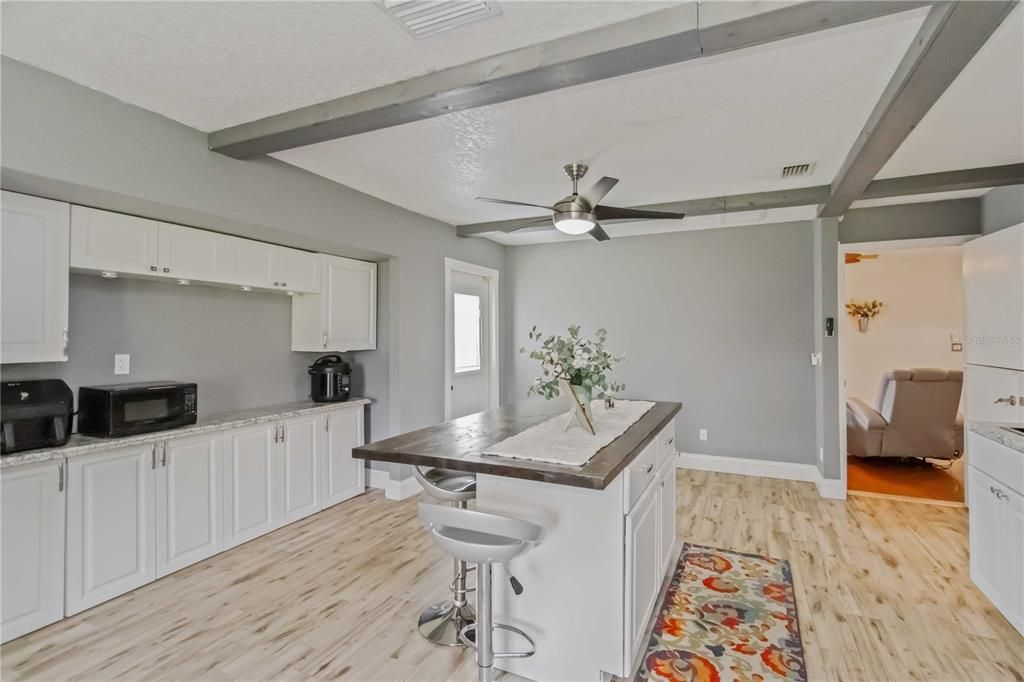 待售: $805,000 (3 贝兹, 3 浴室, 2536 平方英尺)