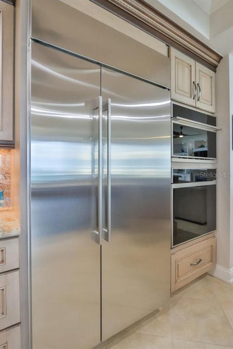 Activo con contrato: $1,699,000 (4 camas, 3 baños, 2950 Pies cuadrados)