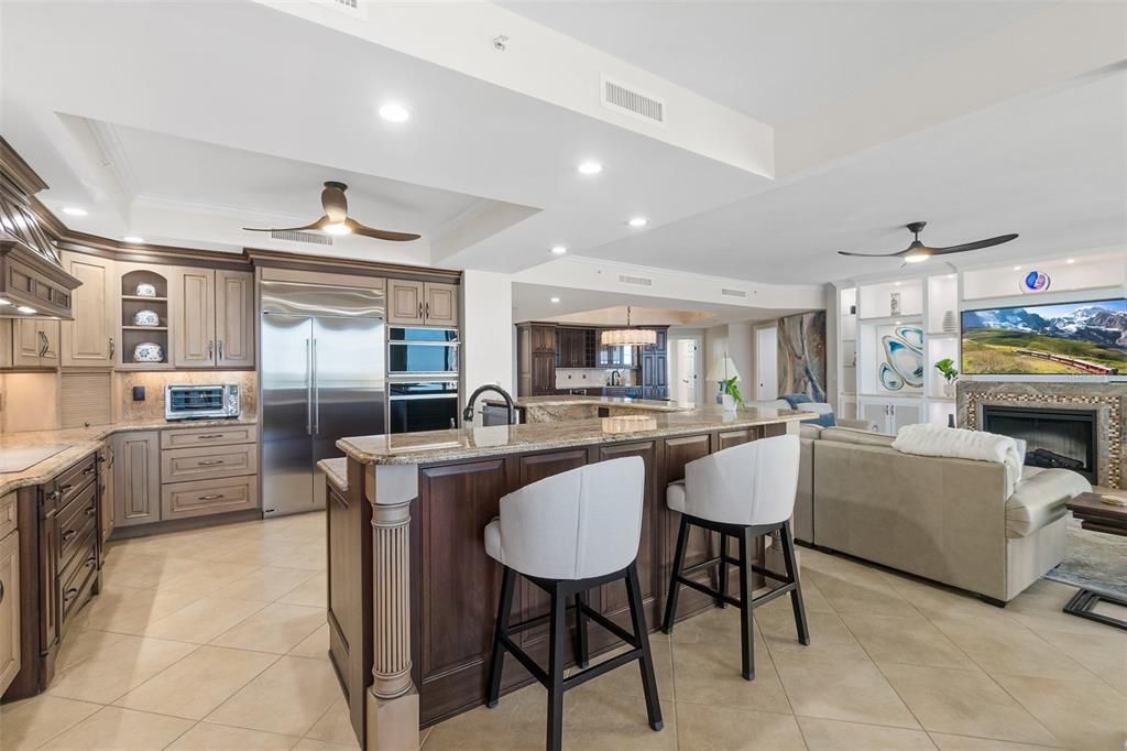 Activo con contrato: $1,699,000 (4 camas, 3 baños, 2950 Pies cuadrados)