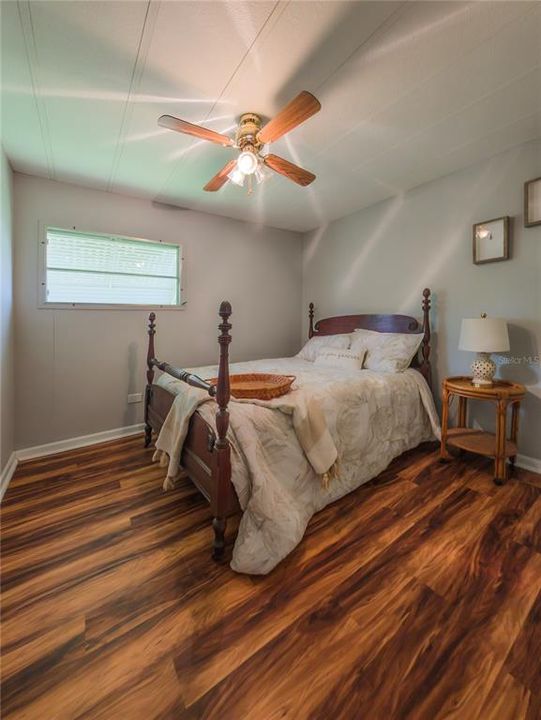 For Sale: $135,000 (2 beds, 2 baths, 1080 Square Feet)