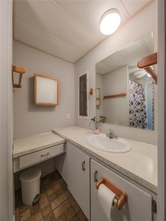 For Sale: $135,000 (2 beds, 2 baths, 1080 Square Feet)