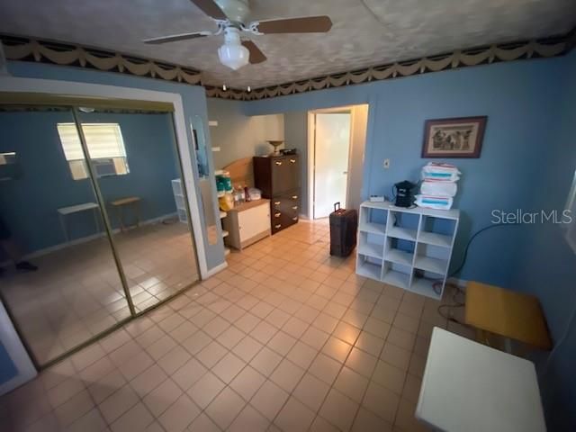 Active With Contract: $235,000 (3 beds, 2 baths, 1456 Square Feet)