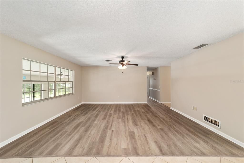 Active With Contract: $2,500 (4 beds, 3 baths, 2739 Square Feet)
