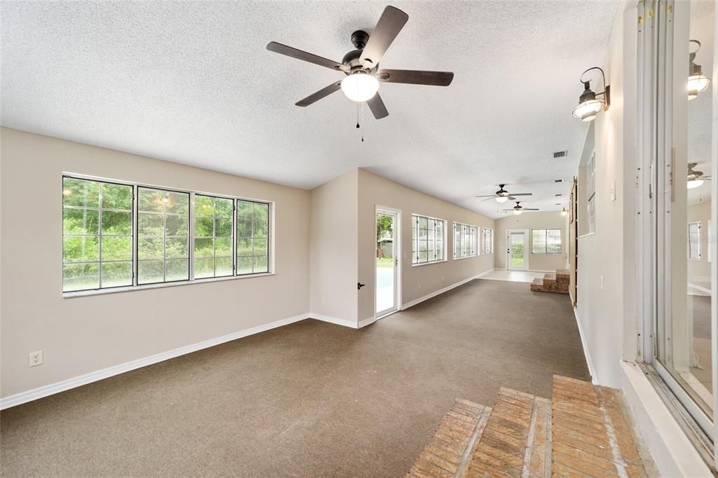 Active With Contract: $2,500 (4 beds, 3 baths, 2739 Square Feet)