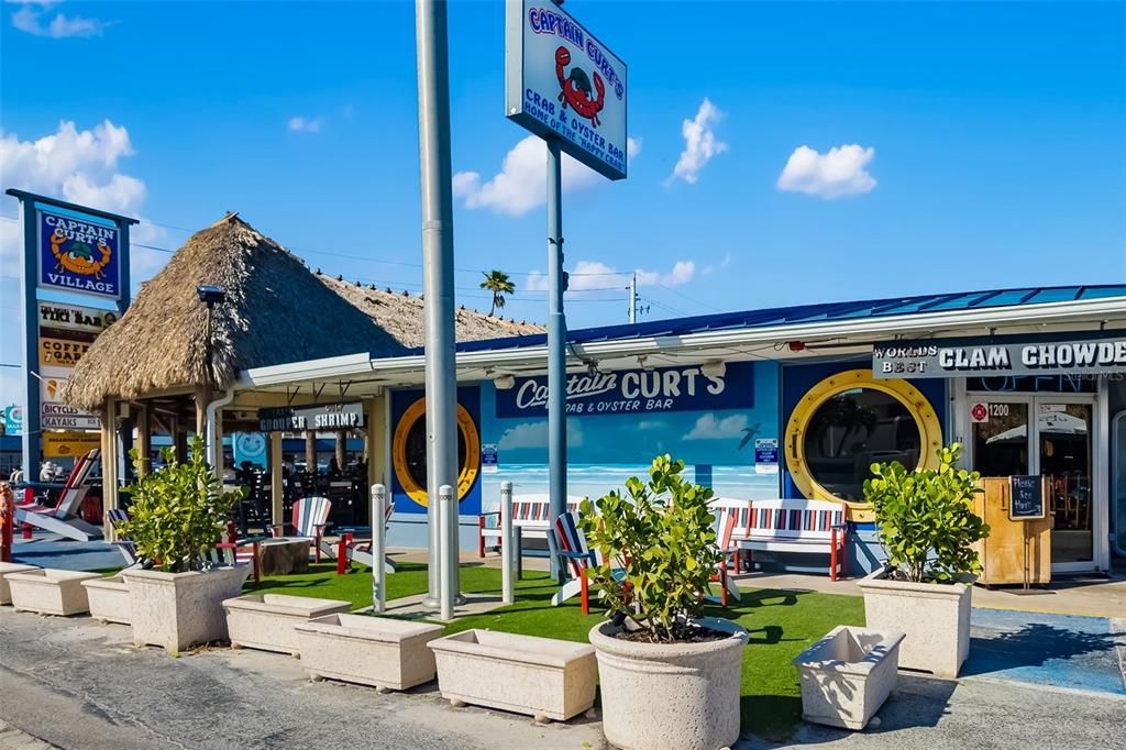 待售: $2,000,000 (3 贝兹, 2 浴室, 1883 平方英尺)