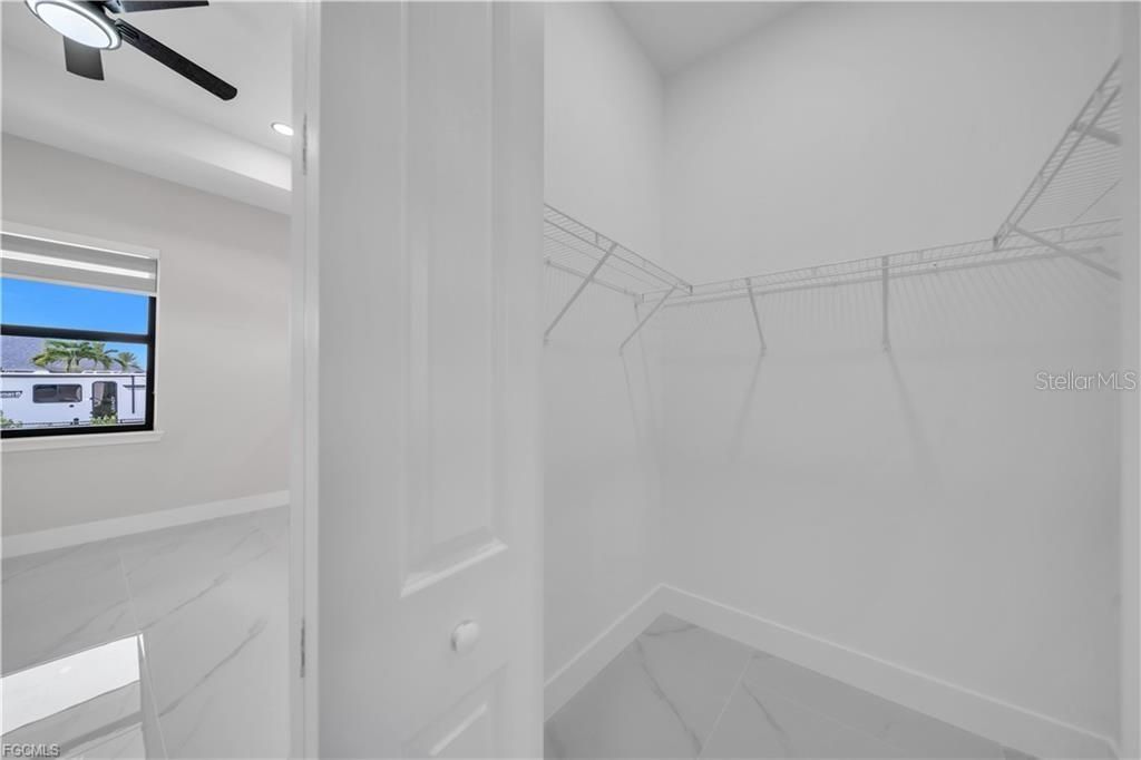 For Sale: $369,000 (3 beds, 2 baths, 1650 Square Feet)