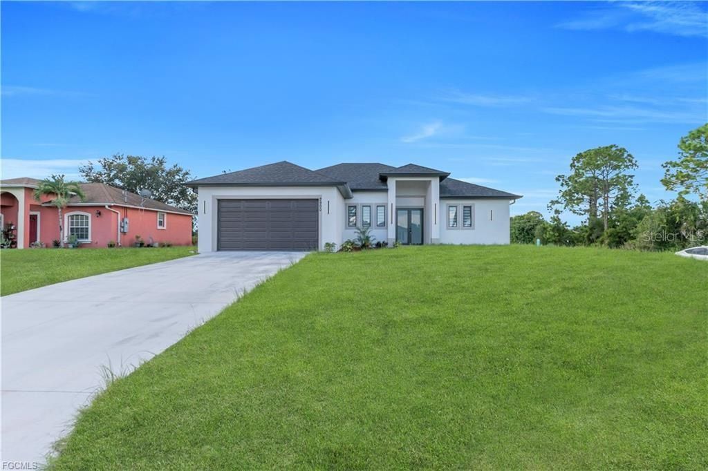 For Sale: $369,000 (3 beds, 2 baths, 1650 Square Feet)