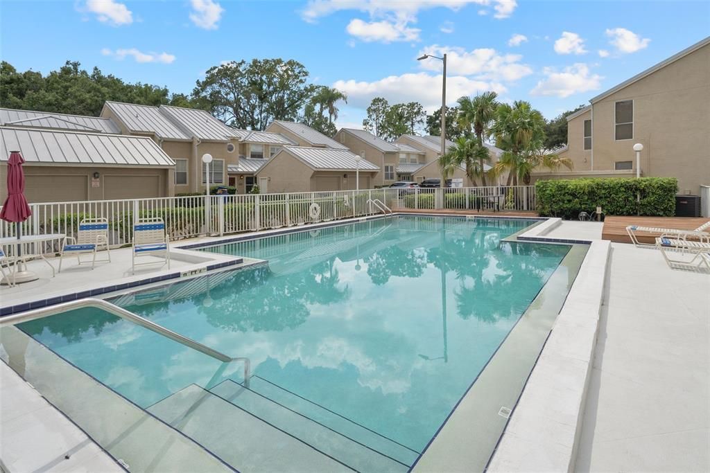 Active With Contract: $295,000 (3 beds, 2 baths, 1690 Square Feet)