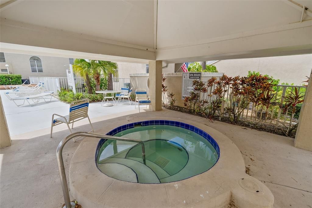 Active With Contract: $295,000 (3 beds, 2 baths, 1690 Square Feet)