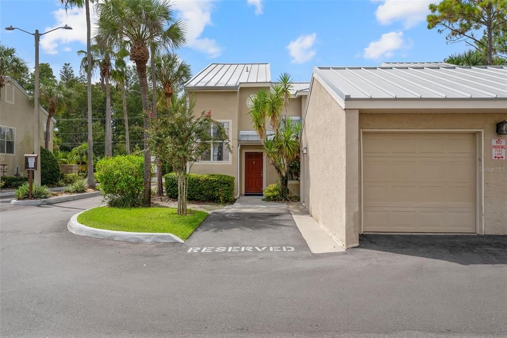 Active With Contract: $295,000 (3 beds, 2 baths, 1690 Square Feet)