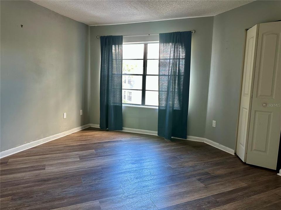 Activo con contrato: $148,000 (2 camas, 2 baños, 820 Pies cuadrados)