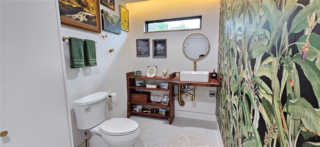 Active With Contract: $2,589 (2 beds, 2 baths, 1632 Square Feet)