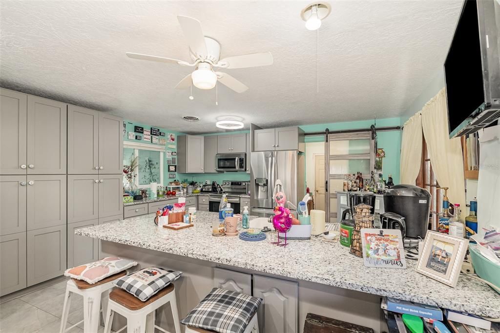 待售: $325,000 (3 贝兹, 2 浴室, 1463 平方英尺)