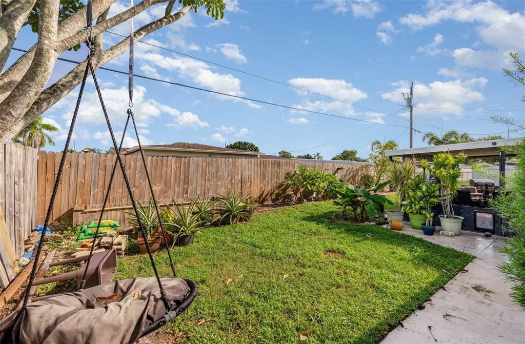 待售: $325,000 (3 贝兹, 2 浴室, 1463 平方英尺)