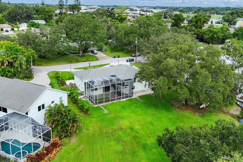 Active With Contract: $3,875 (4 beds, 3 baths, 3010 Square Feet)