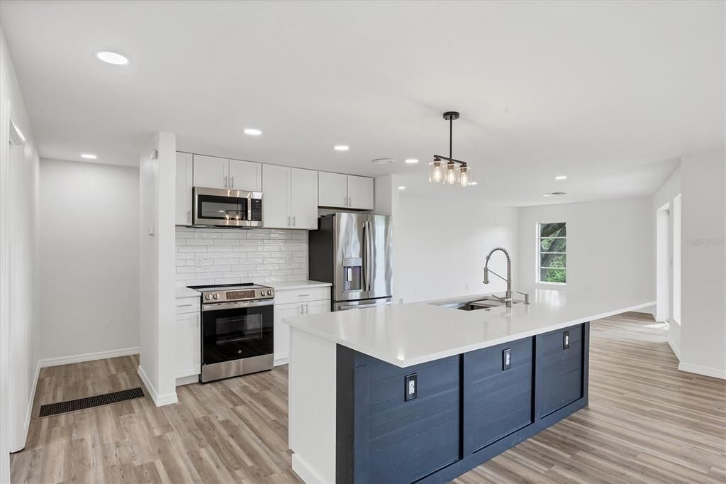 Active With Contract: $3,875 (4 beds, 3 baths, 3010 Square Feet)