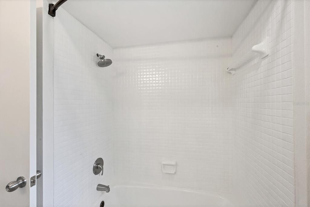 Active With Contract: $3,875 (4 beds, 3 baths, 3010 Square Feet)