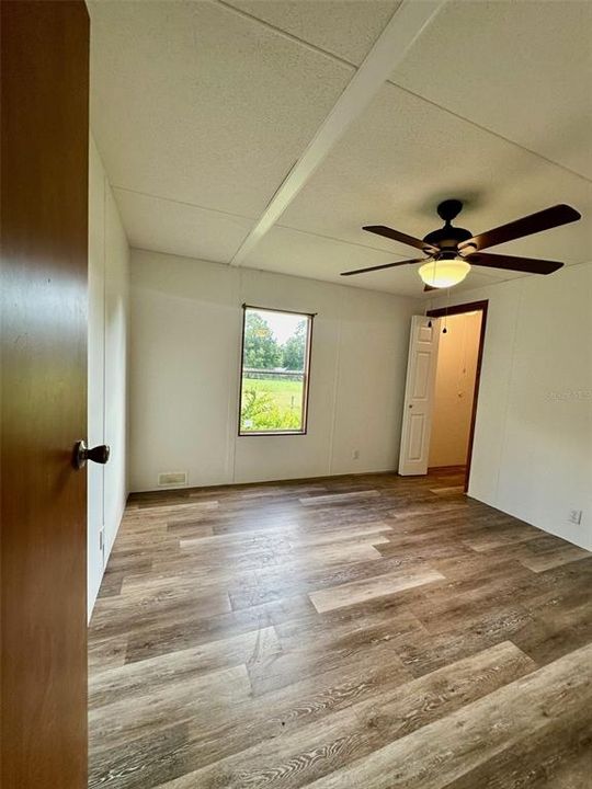 En Renta: $2,150 (4 camas, 2 baños, 2052 Pies cuadrados)