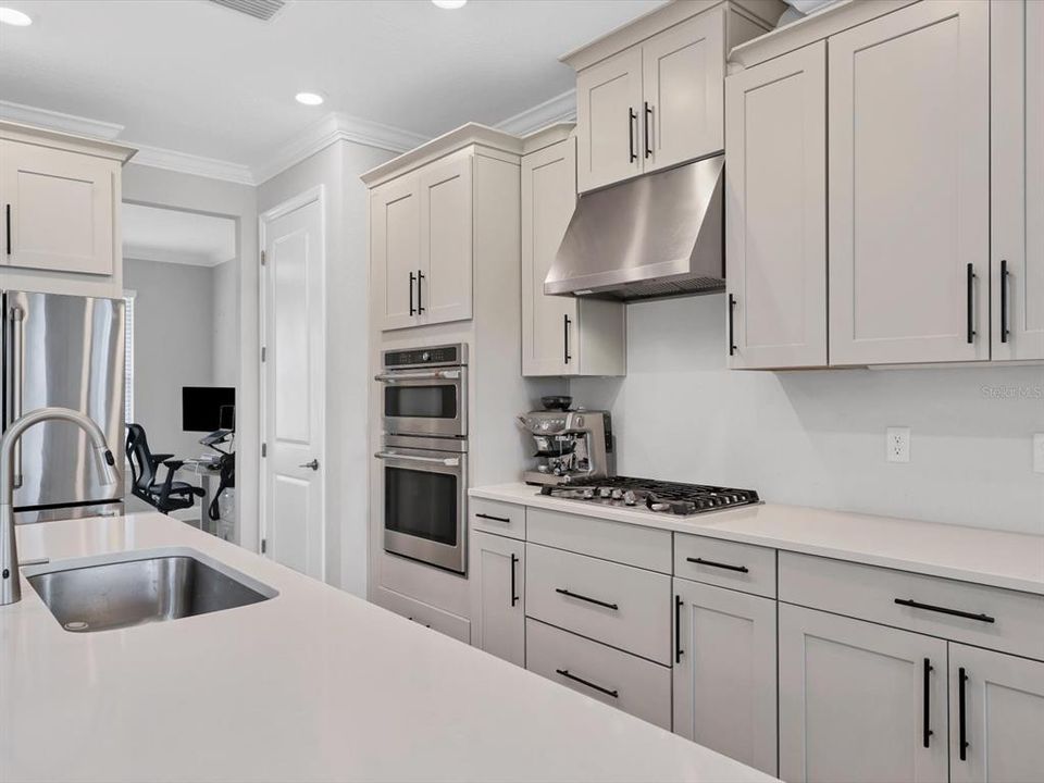 Active With Contract: $649,900 (4 beds, 3 baths, 2664 Square Feet)