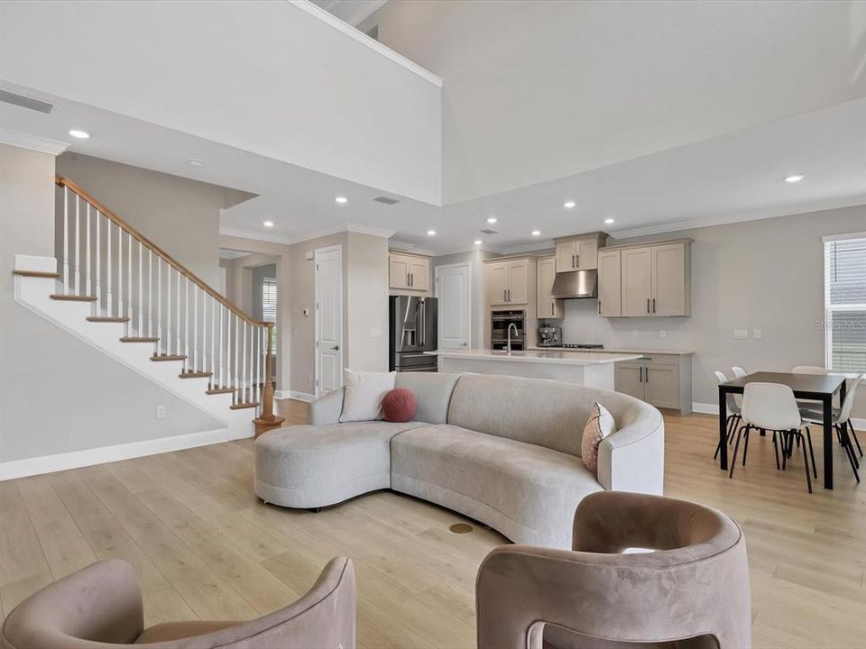 Active With Contract: $649,900 (4 beds, 3 baths, 2664 Square Feet)