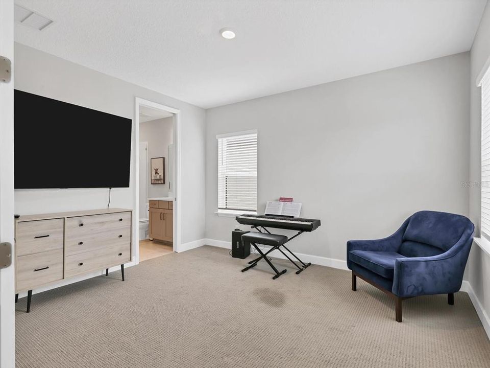 Active With Contract: $649,900 (4 beds, 3 baths, 2664 Square Feet)