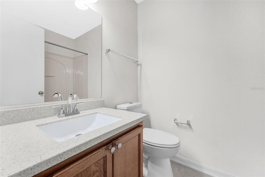 待售: $209,000 (2 贝兹, 2 浴室, 1080 平方英尺)