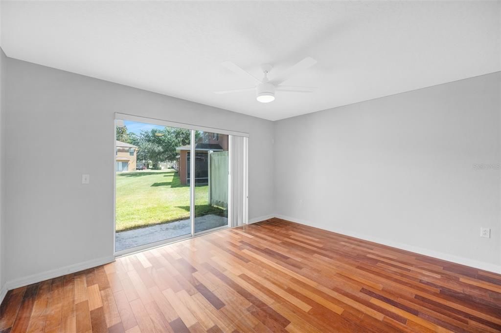 待售: $209,000 (2 贝兹, 2 浴室, 1080 平方英尺)