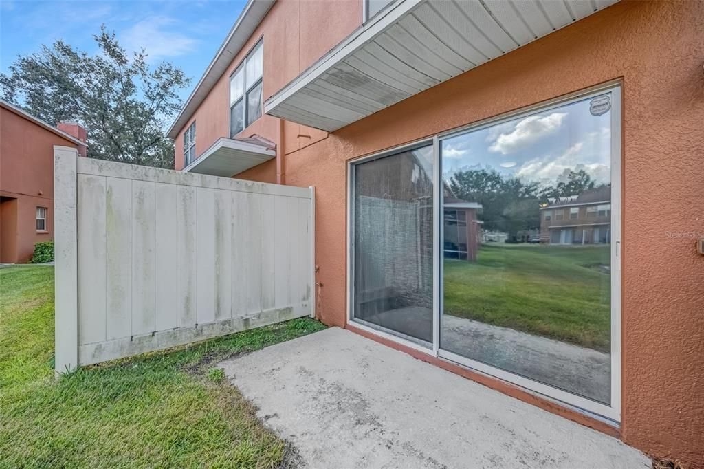 待售: $209,000 (2 贝兹, 2 浴室, 1080 平方英尺)