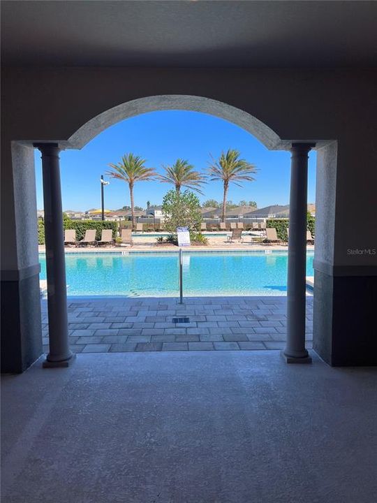 出租: $2,000 (4 贝兹, 2 浴室, 1989 平方英尺)