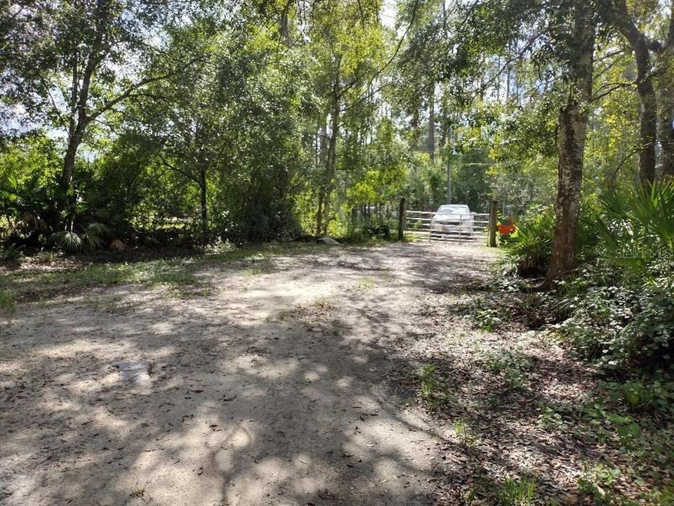 For Sale: $139,900 (4 beds, 2 baths, 1620 Square Feet)