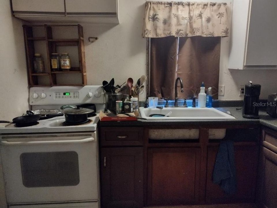 For Sale: $139,900 (4 beds, 2 baths, 1620 Square Feet)