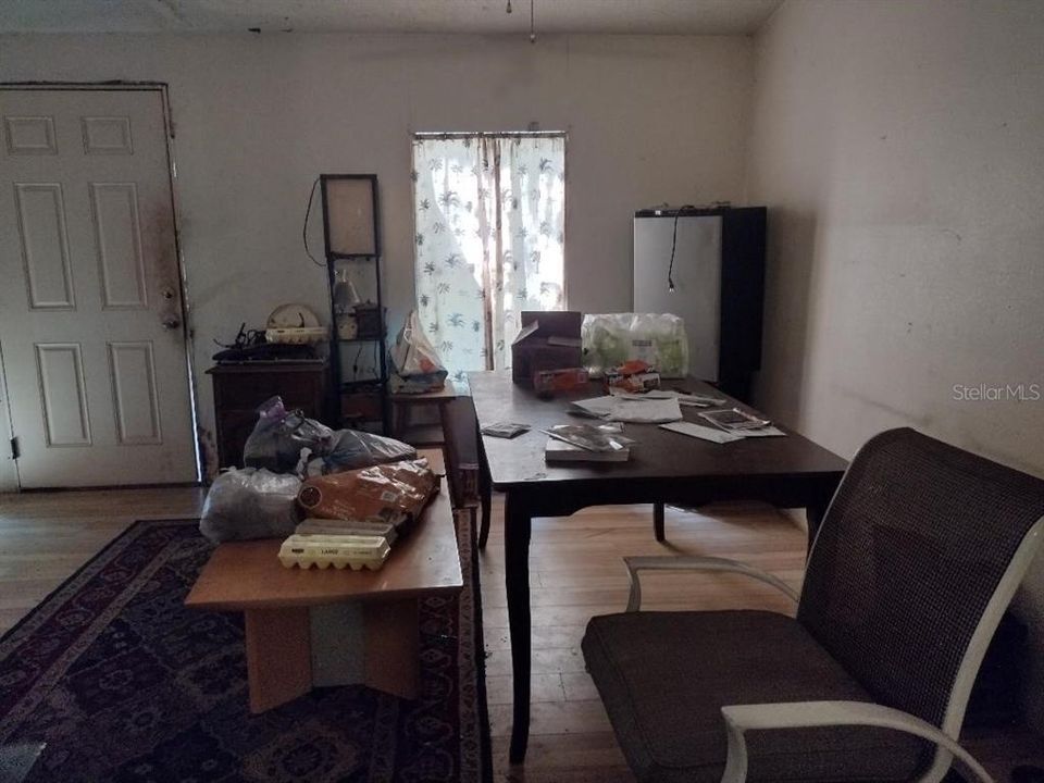 For Sale: $139,900 (4 beds, 2 baths, 1620 Square Feet)