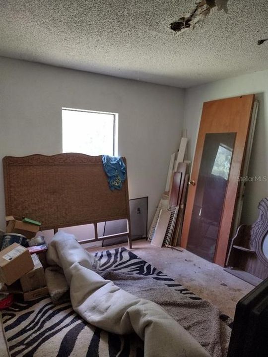 For Sale: $139,900 (4 beds, 2 baths, 1620 Square Feet)