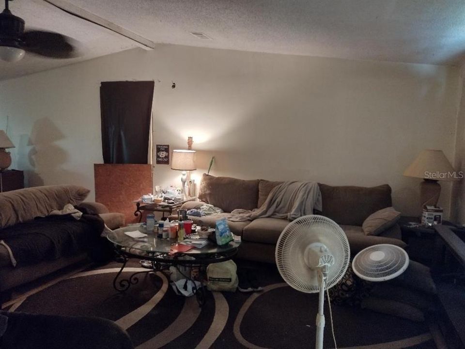 For Sale: $139,900 (4 beds, 2 baths, 1620 Square Feet)