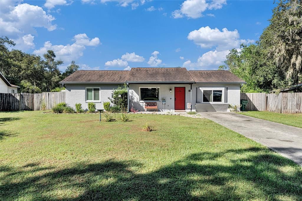 Active With Contract: $280,000 (3 beds, 1 baths, 1344 Square Feet)