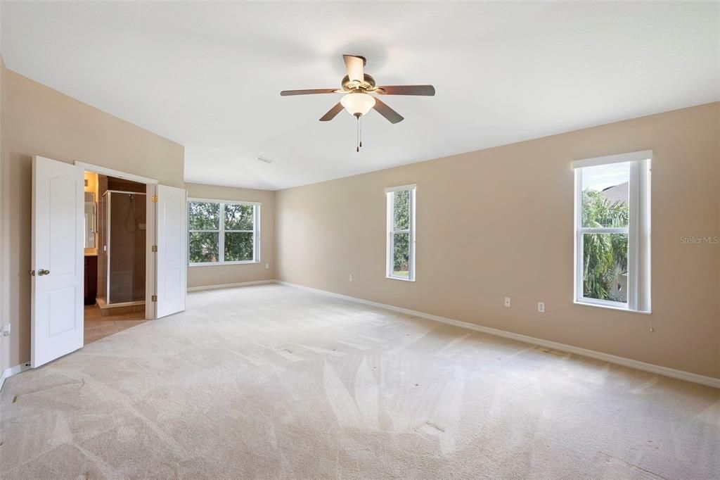 В аренду: $3,800 (5 спален, 3 ванн, 3436 Квадратных фут)