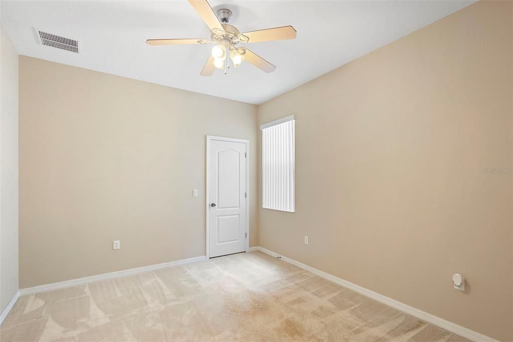 В аренду: $3,800 (5 спален, 3 ванн, 3436 Квадратных фут)