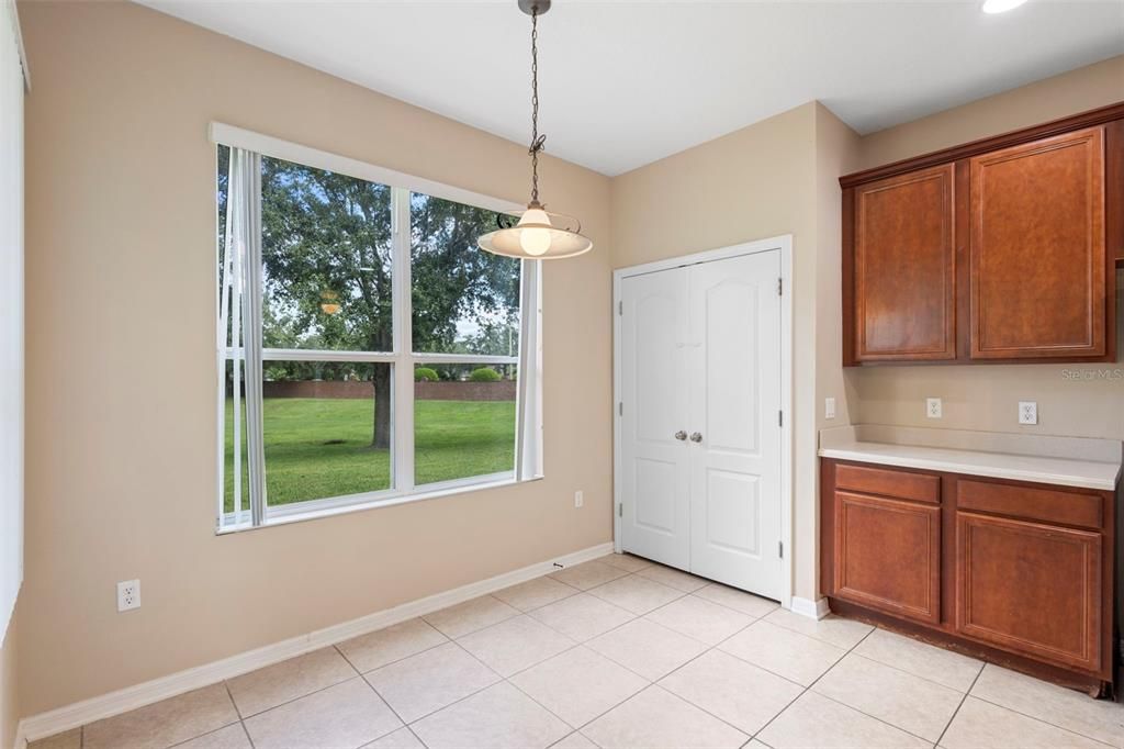 В аренду: $3,800 (5 спален, 3 ванн, 3436 Квадратных фут)