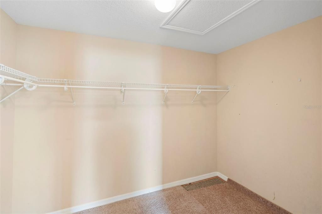 В аренду: $3,800 (5 спален, 3 ванн, 3436 Квадратных фут)